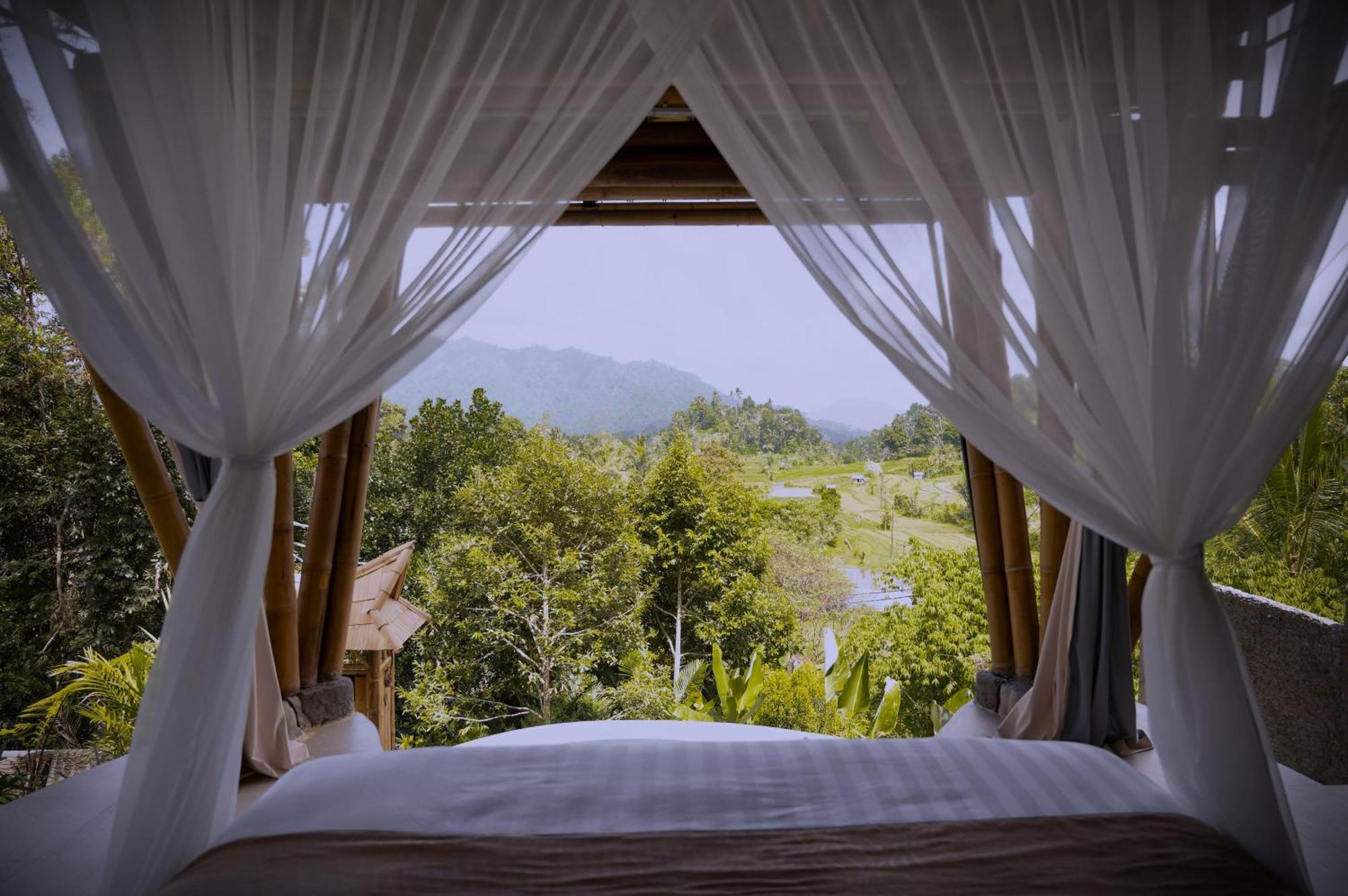 Villa Danaswari Bali Bamboo House Selat Esterno foto