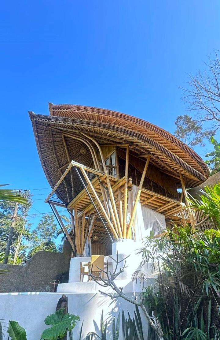 Villa Danaswari Bali Bamboo House Selat Esterno foto
